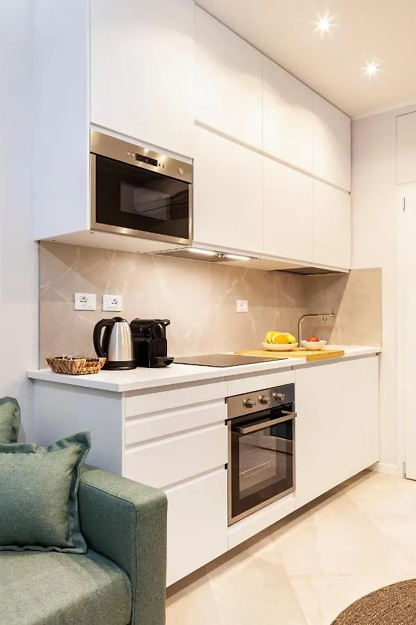 Dumpling Suite Milan Apartment